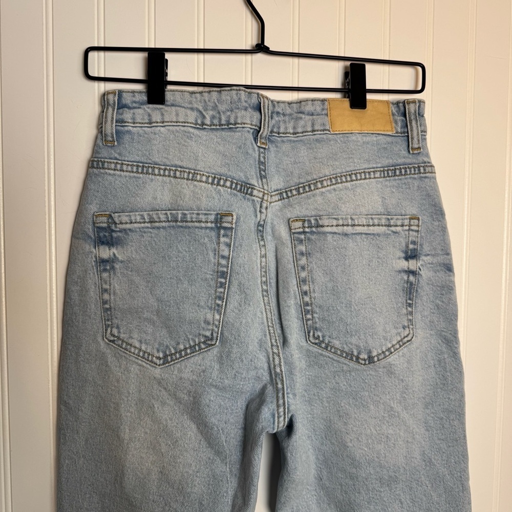 ZARA Light Wash High-Waisted Straight Denim Jeans Women’s Size 6 - Picture 6 of 12